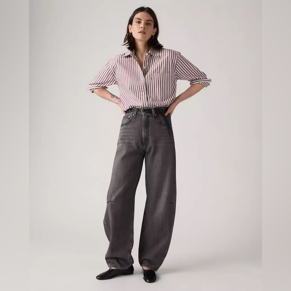 Levi’s Cinch Barrel Women’s Jeans